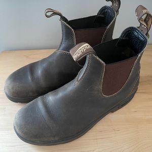Blundstone Size 7 (Women’s 9) Boots